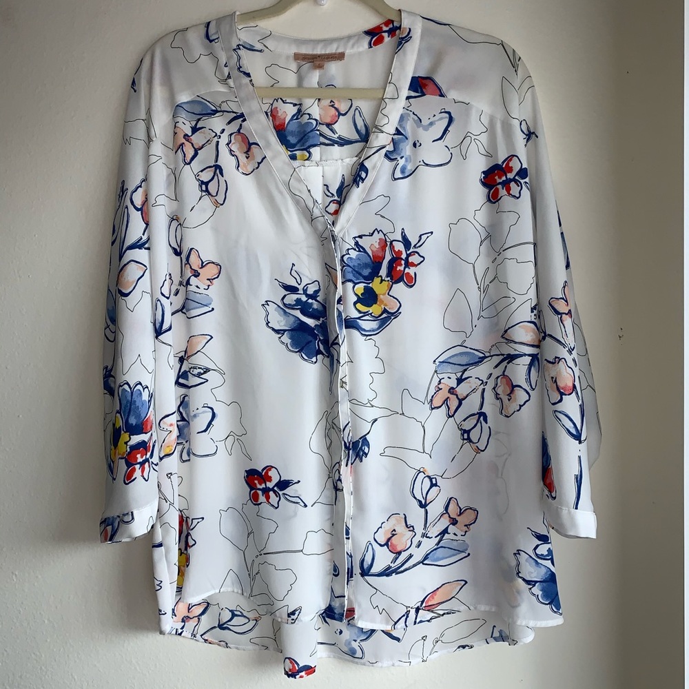 Airy floral loose fitting tunic top